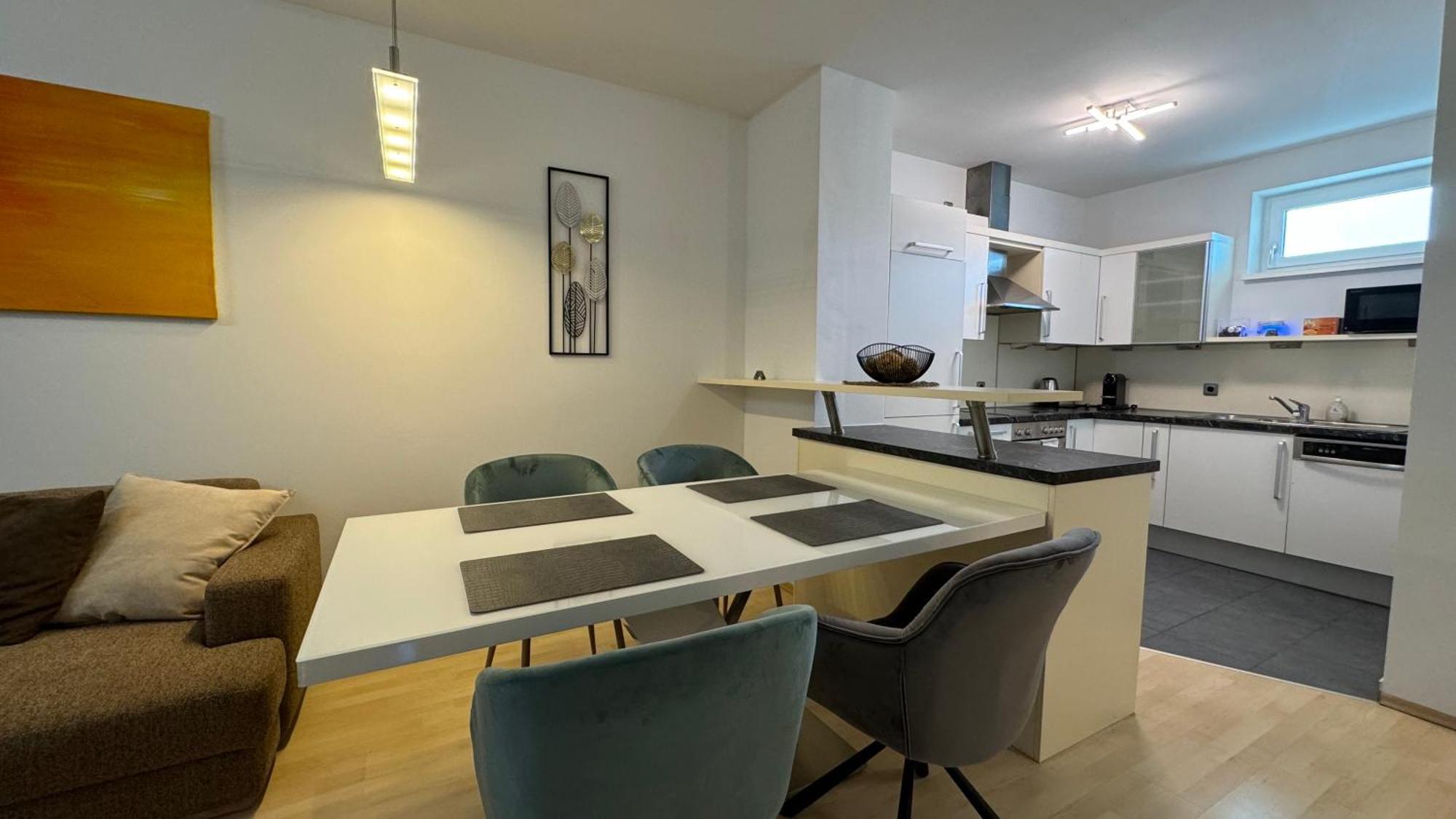 City Apartement Linz Fuer 5 Gaeste Mit Self-Checkin Und Kueche Extérieur photo