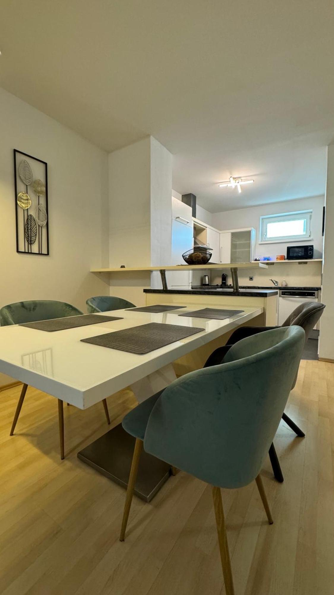 City Apartement Linz Fuer 5 Gaeste Mit Self-Checkin Und Kueche Extérieur photo